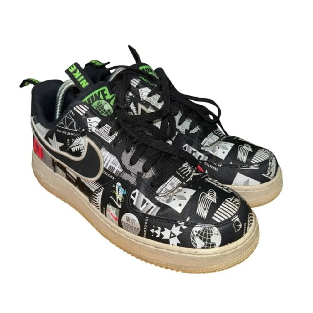 Nike Air Force 1 '07 LX WW Worldwide Mens 9.5 Pre-Owned CZ5927-001 AllOver Print